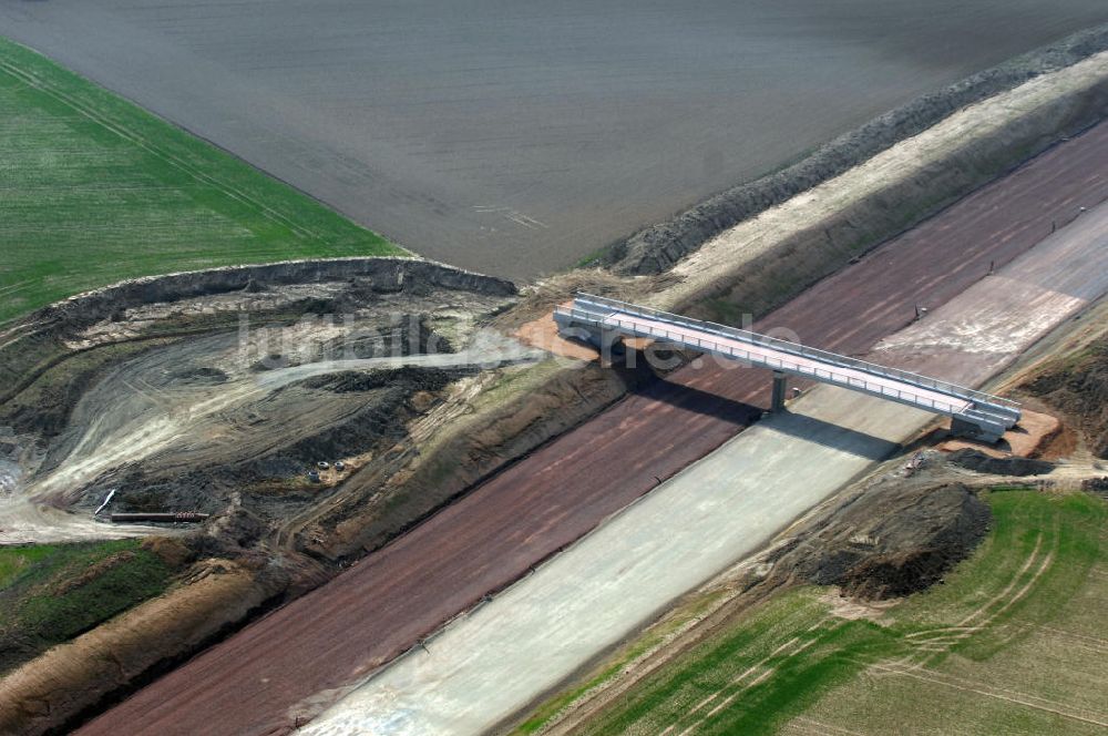 Luftaufnahme Neukirchen - Brücke über die A4 zwischen Hötzelsroda und Neukirchen