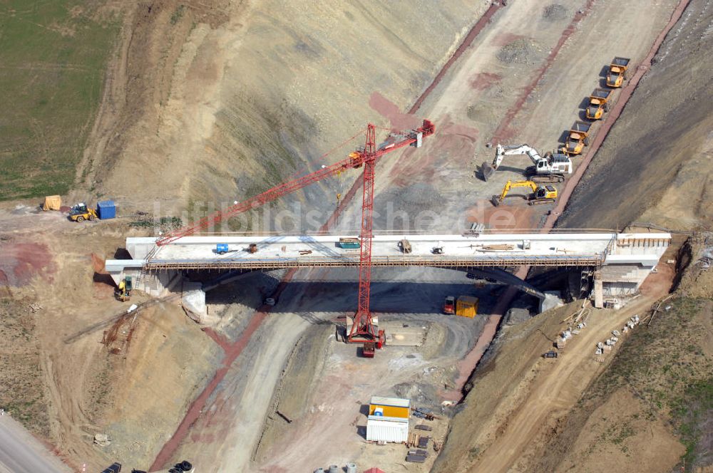 Luftbild Madelungen - Brücke über die A4 zwischen Stregda und Madelungen