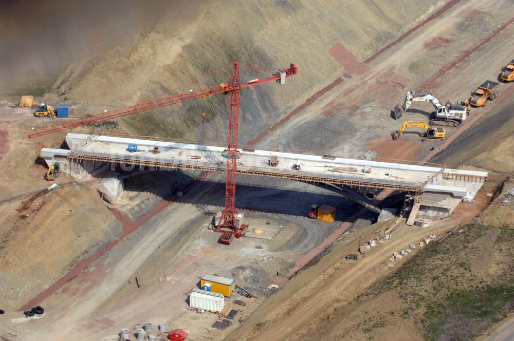 Luftaufnahme Madelungen - Brücke über die A4 zwischen Stregda und Madelungen