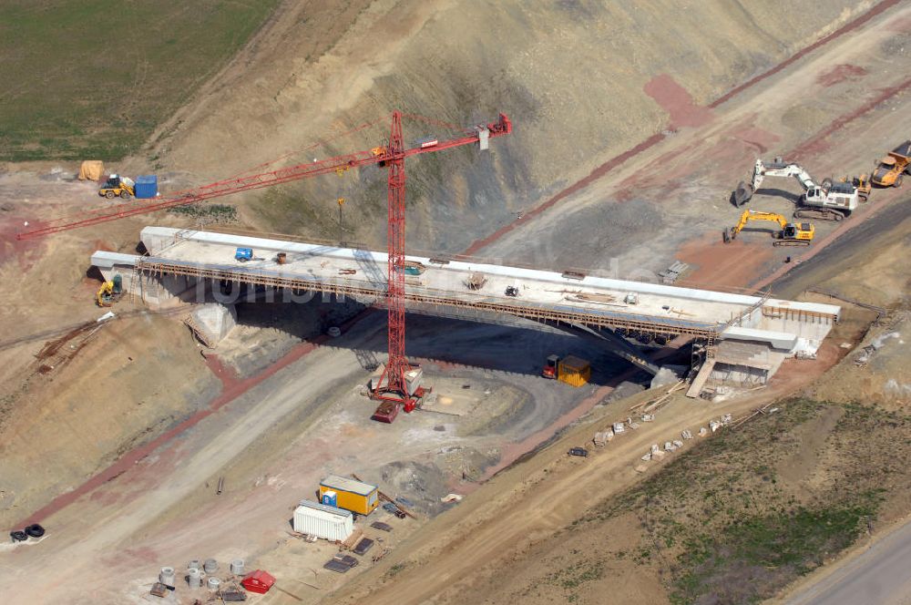 Madelungen von oben - Brücke über die A4 zwischen Stregda und Madelungen