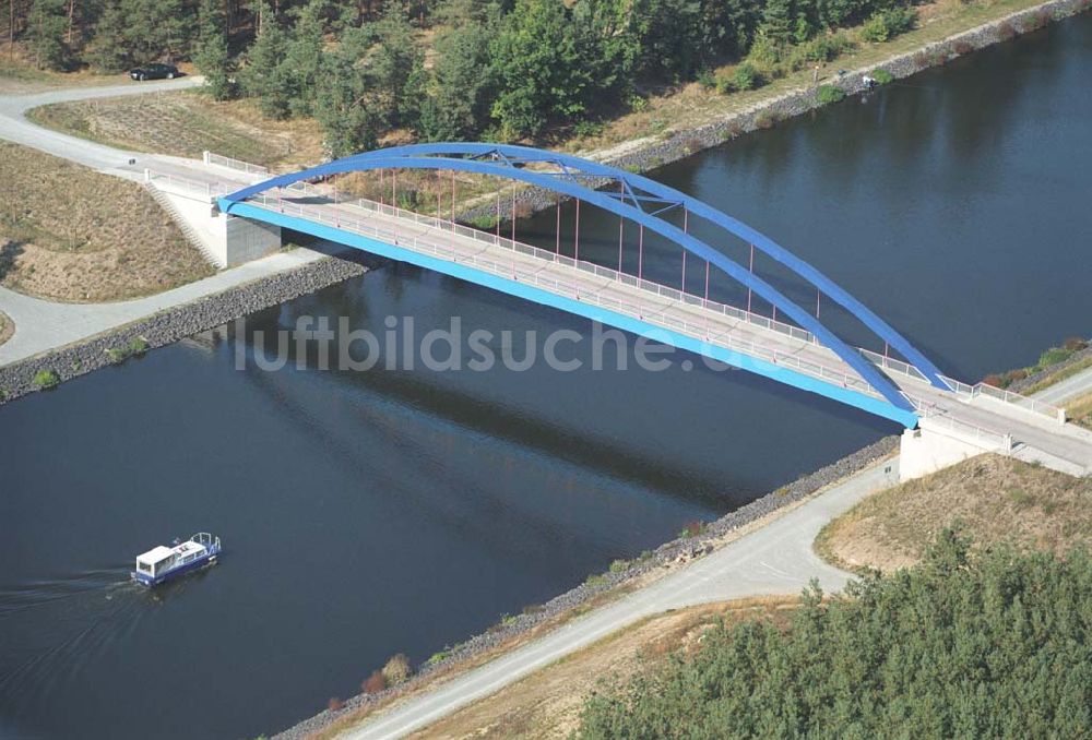 Luftaufnahme Burg - Brücke Schartau-Detershagen