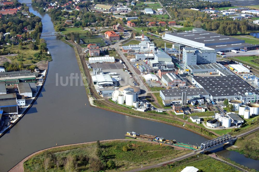 Genthin von oben - Brücken über Elbe-Havel-Kanal in Genthin