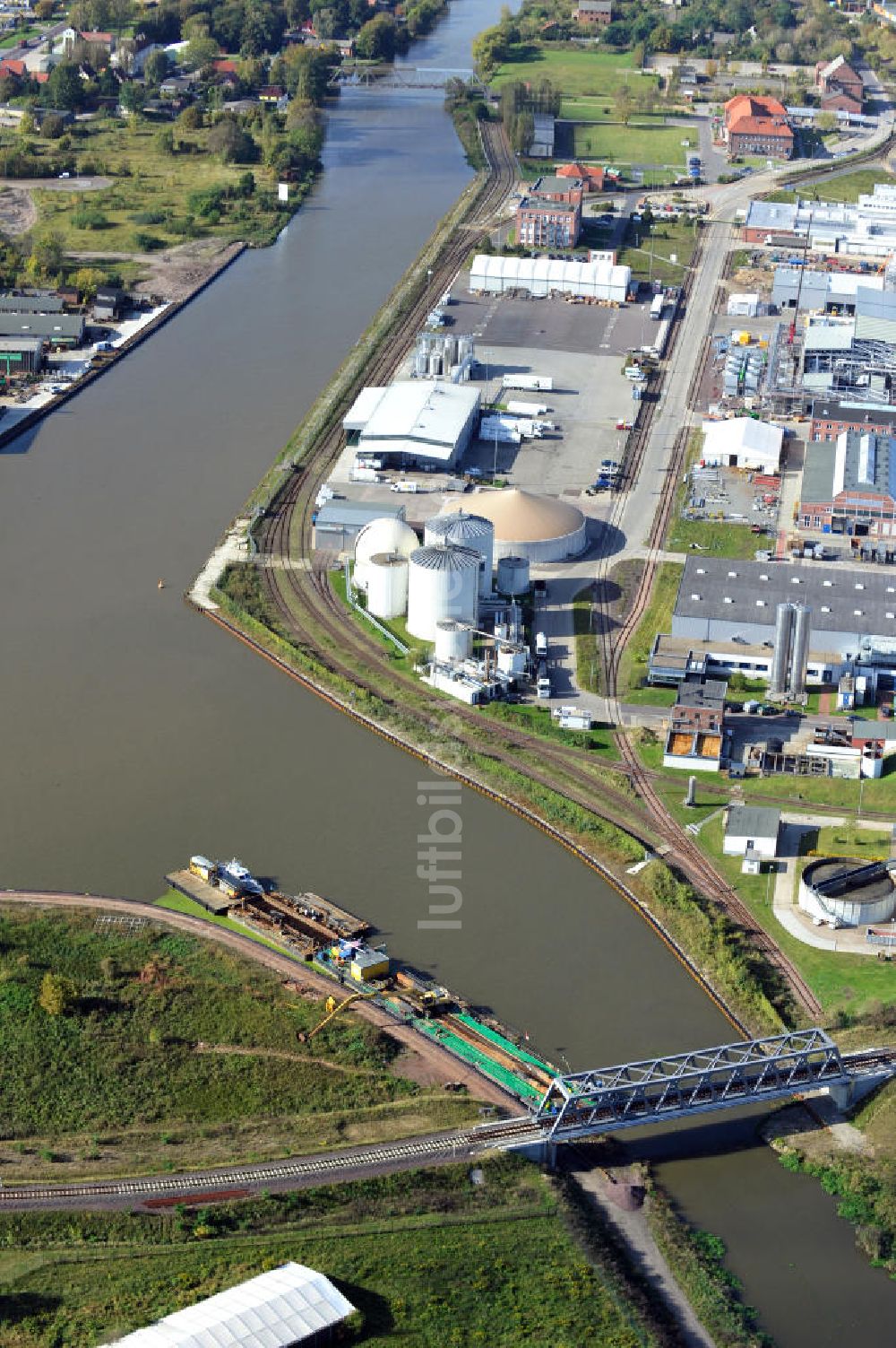 Genthin aus der Vogelperspektive: Brücken über Elbe-Havel-Kanal in Genthin