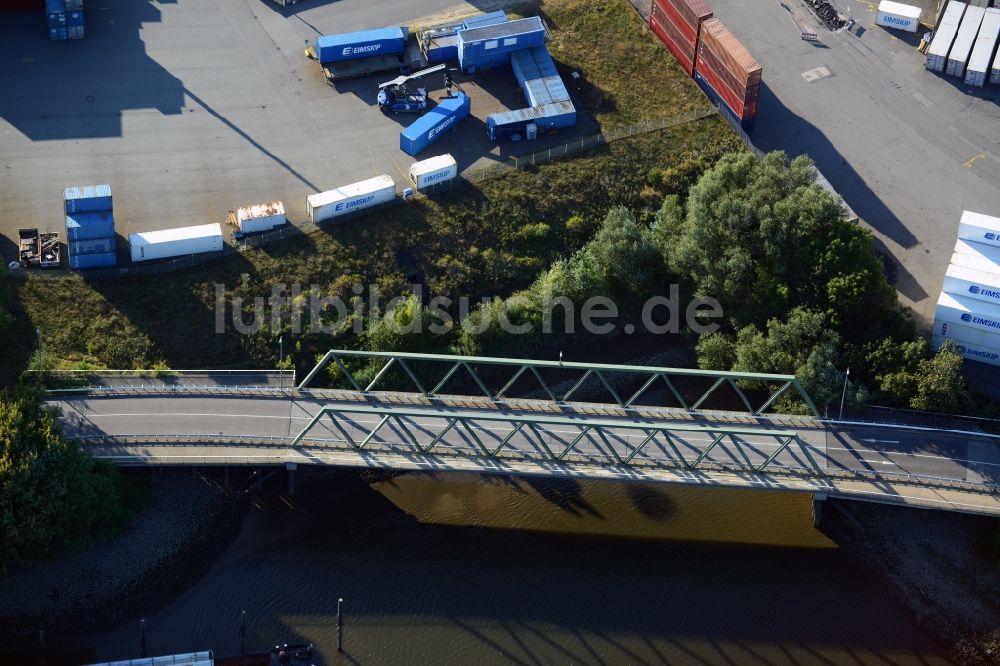 Luftaufnahme Hamburg - Brücken am Ellerholzkanal in Hamburg-Mitte / Steinwerder