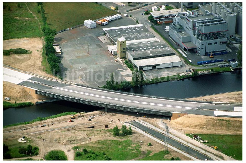 Luftbild Berlin Johannisthal - Brückenbau Berlin Johannisthal 08.06.2005