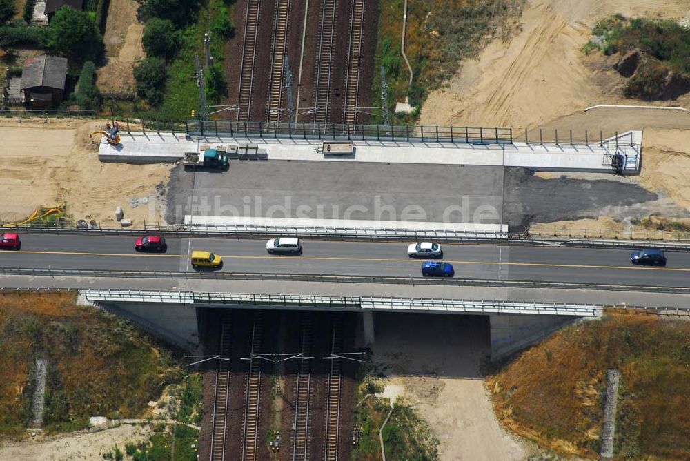 Mahlow aus der Vogelperspektive: Brückenbau an der Ortsumgehung B96 durch die Schälerbau Berlin GmbH