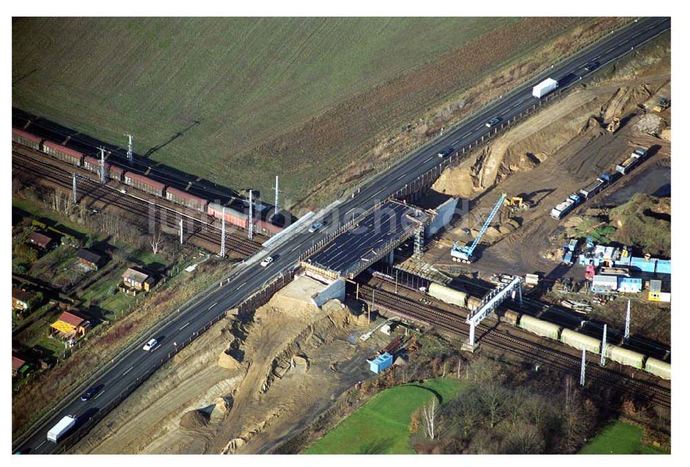 Mahlow / Brandenburg von oben - Brückenbau zur Stadtautobahnzufahrt am S-Bahnhof Schönefeld