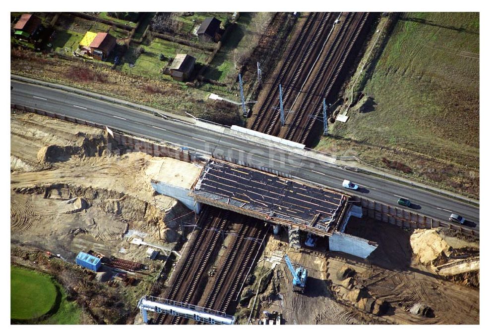 Luftbild Mahlow / Brandenburg - Brückenbau zur Stadtautobahnzufahrt am S-Bahnhof Schönefeld