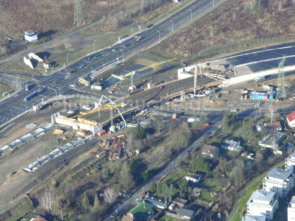 Luftbild Schönefeld - Brückenbau zur Stadtautobahnzufahrt am S-Bahnhof Schönefeld