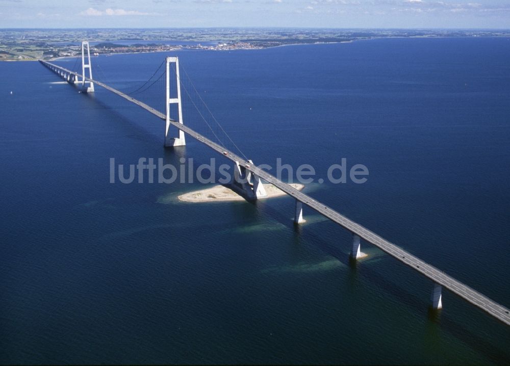 Korsoer von oben - Brückenbauwerk über den Großen Belt in Korsoer in Syddanmark, Dänemark