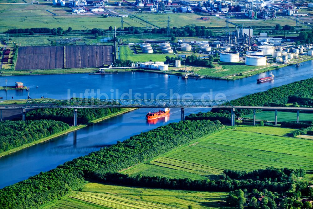 Luftaufnahme Brunsbüttel - Brückenbauwerk der B 5 in Brunsbüttel im Bundesland Schleswig-Holstein