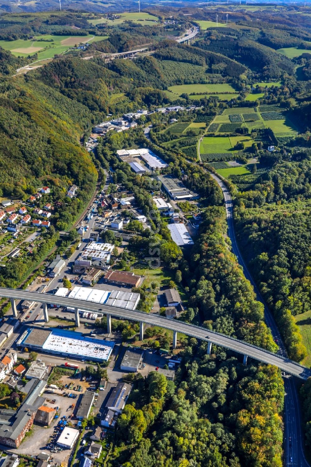 Hagen von oben - Brückenbauwerk entlang des Volmeabstieg in Hagen im Bundesland Nordrhein-Westfalen, Deutschland