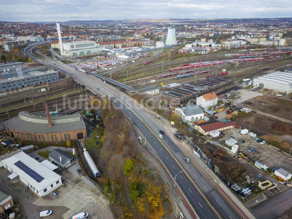 Dresden aus der Vogelperspektive: Brückenbauwerk Nossener Brücke im Ortsteil Löbtau in Dresden im Bundesland Sachsen, Deutschland