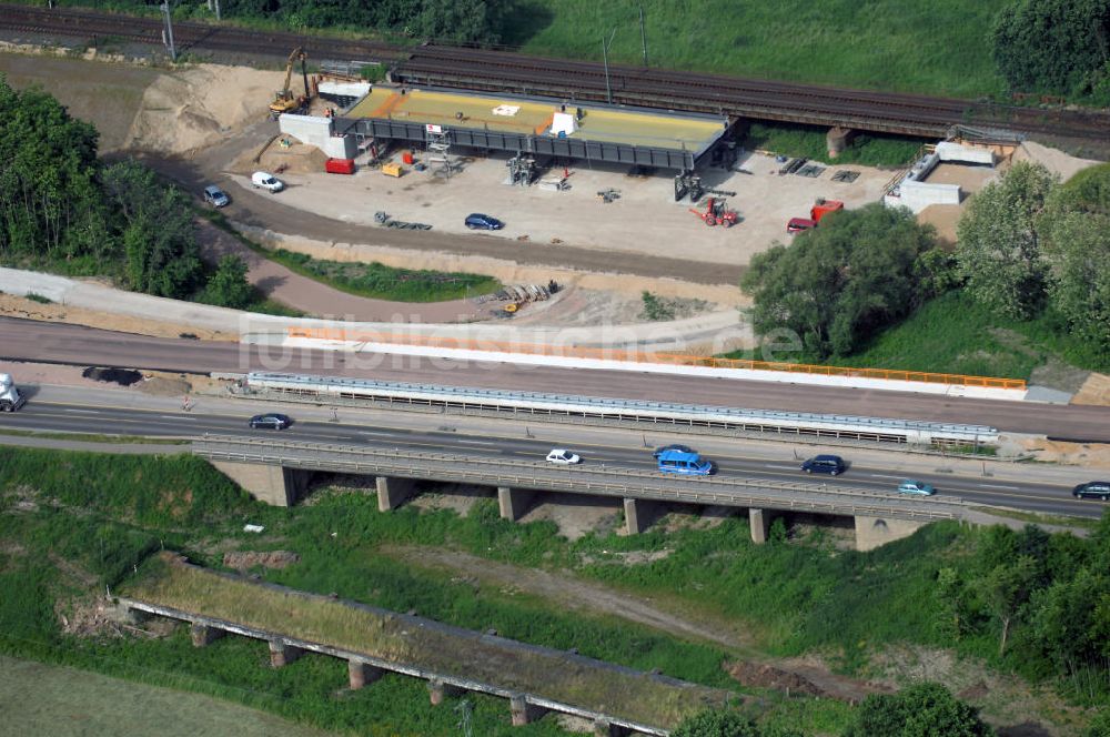 Luftaufnahme Roßlau - Brückenbauwerke an der Baustelle zum Ausbau der B184 zwischen Dessau und Roßlau in Sachsen-Anhalt