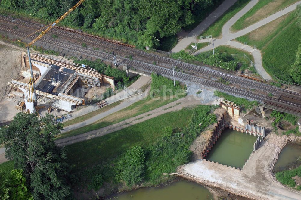 Luftaufnahme Roßlau - Brückenbauwerke an der Baustelle zum Ausbau der B184 zwischen Dessau und Roßlau in Sachsen-Anhalt