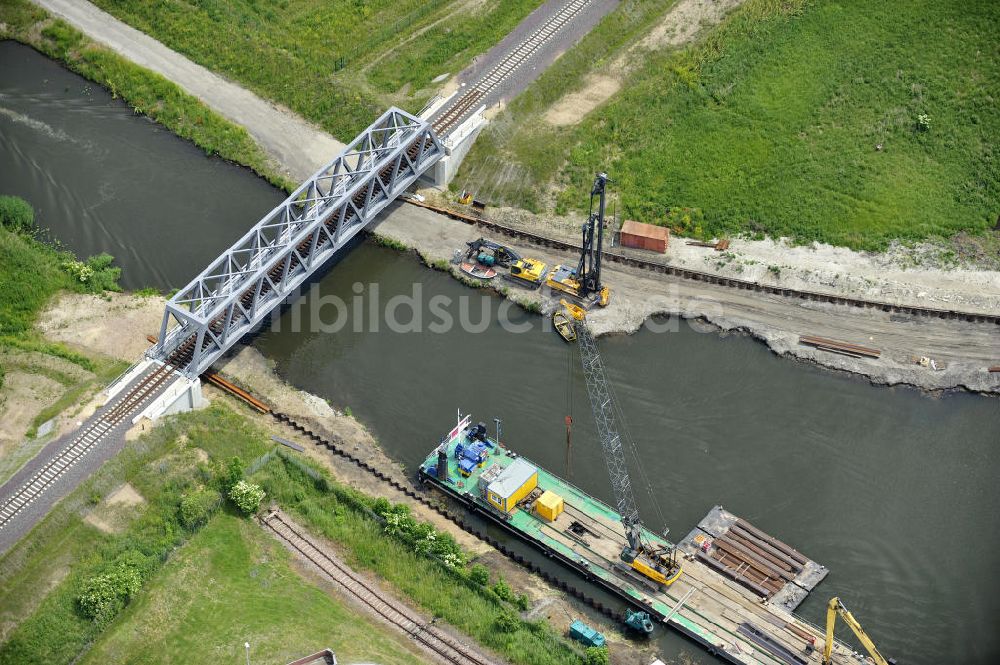 Genthin von oben - Brückenknoten Elbe-Havel-Kanal Genthin