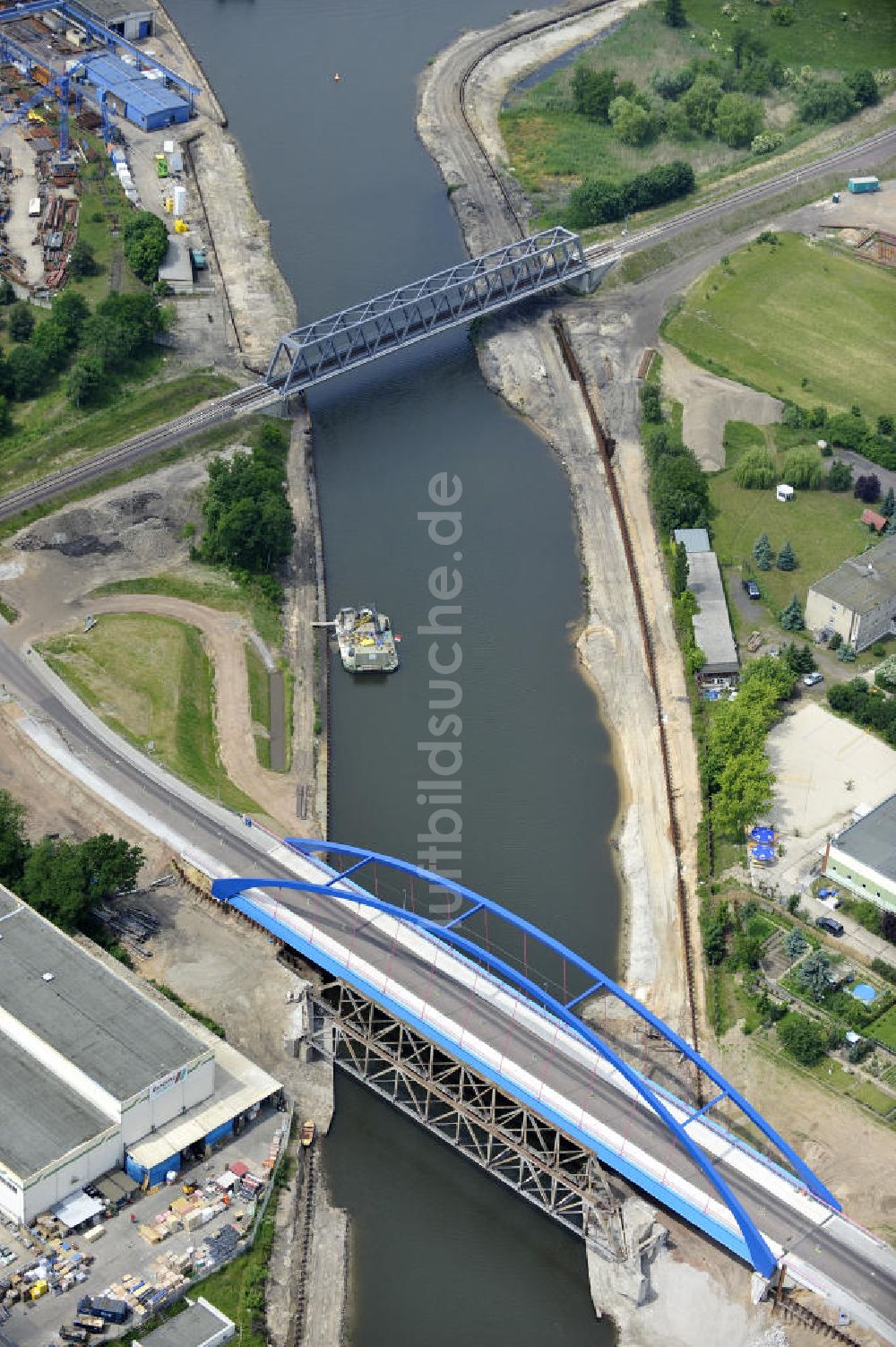 Genthin aus der Vogelperspektive: Brückenknoten Elbe-Havel-Kanal Genthin