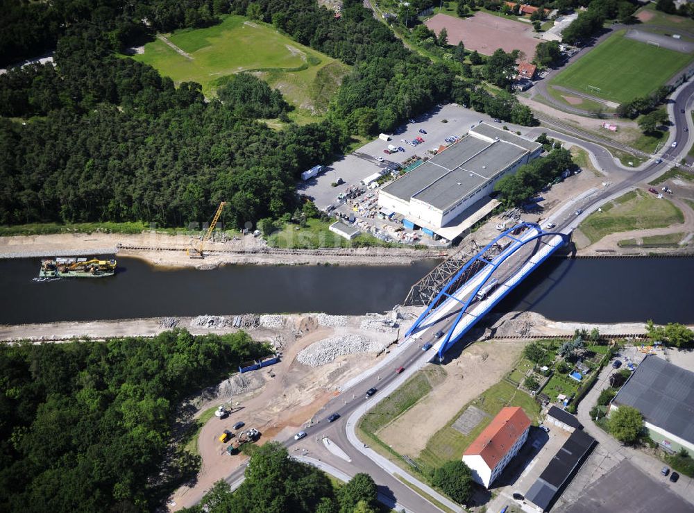 Genthin aus der Vogelperspektive: Brückenknoten Elbe-Havel-Kanal Genthin