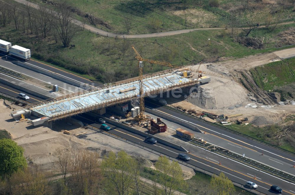 Luftaufnahme Berlin - Brückenneubau / bridge construction site Berlin-Karow