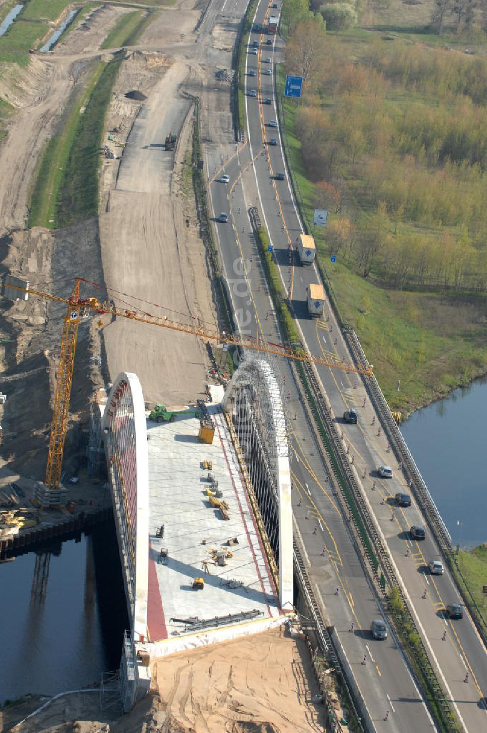 Luftbild Brieselang - Brückenneubau / new build bridge Brieselang