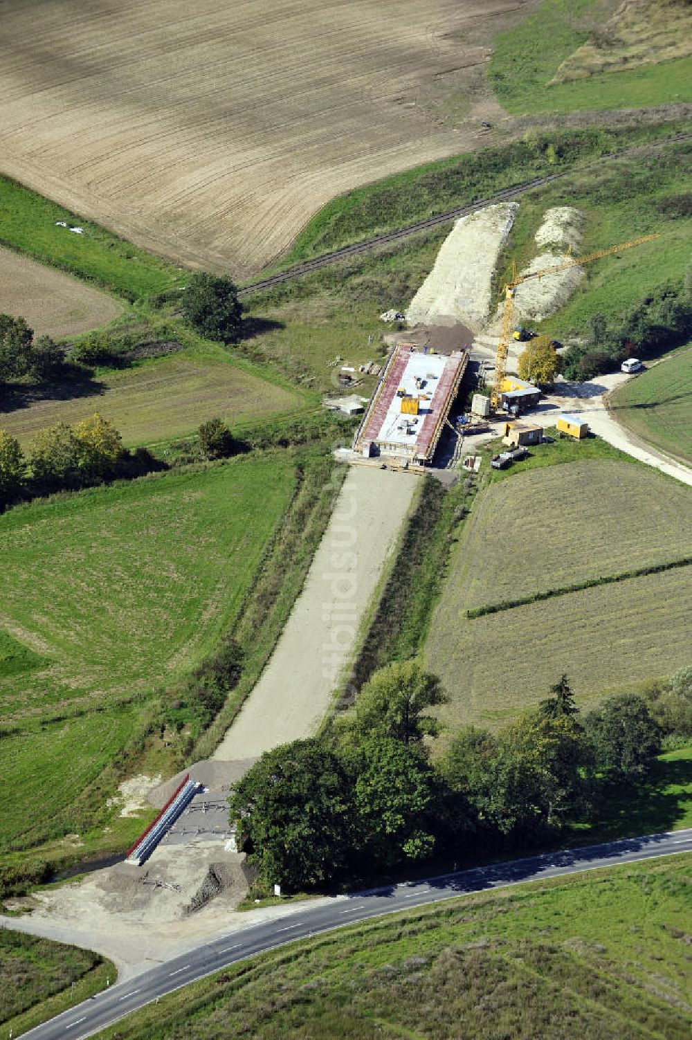 Sebexen von oben - Brückenneubau an der Ortsumgehung Sebexen - Osterbruch in Niedersachsen