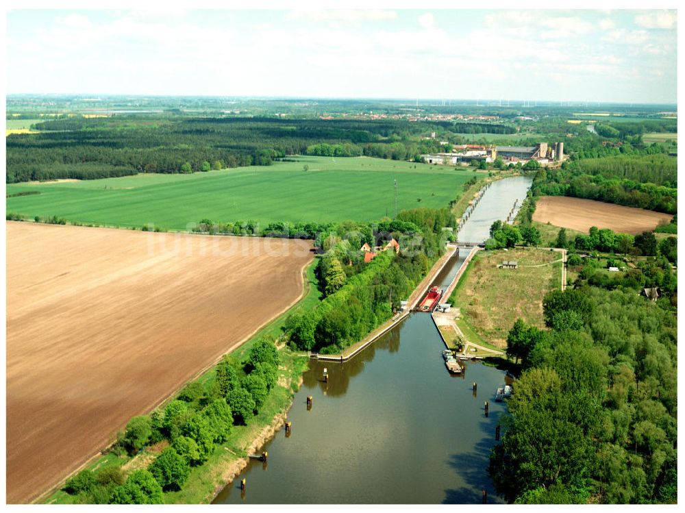 Luftbild Zerben / Sachsen-Anhalt - Brückenneubau westlich der Schleuse Zerben am Elbe-Havel-Kanal. Ein Projekt des Wasserstraßenneubauamtes Magdeburg