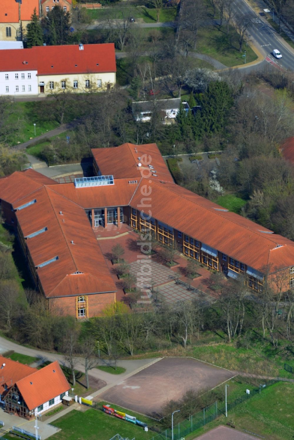 Wanzleben-Börde OT Wanzleben aus der Vogelperspektive: Börde - Gymnasium Wanzleben in Wanzleben-Börde im Bundesland Sachsen-Anhalt