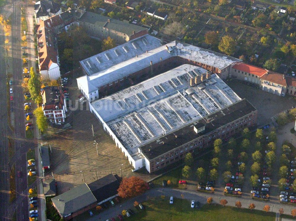 Magdeburg / Sachsen - Anhalt aus der Vogelperspektive: Bördelandhalle in Magdeburg 28.10.2005