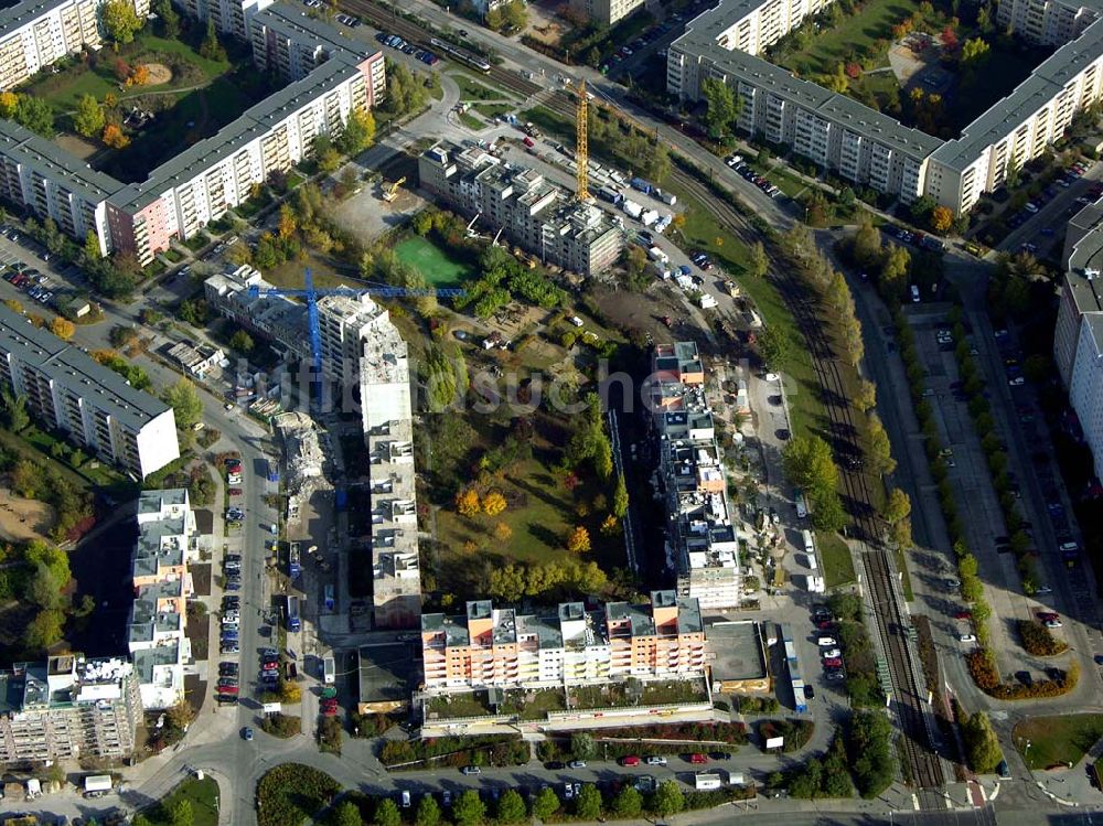 Luftbild Berlin - Marzahn - brißbaustellen in der Wohnsiedlung Havemannstraße - Rosenbecker Straße / Eichhorster Straße