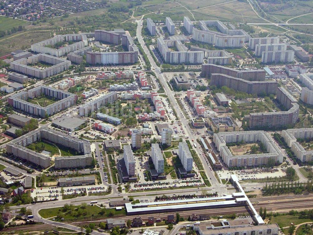 Luftbild Berlin - Marzahn - brißbaustellen in der Wohnsiedlung Havemannstraße - Rosenbecker Straße / Eichhorster Straße