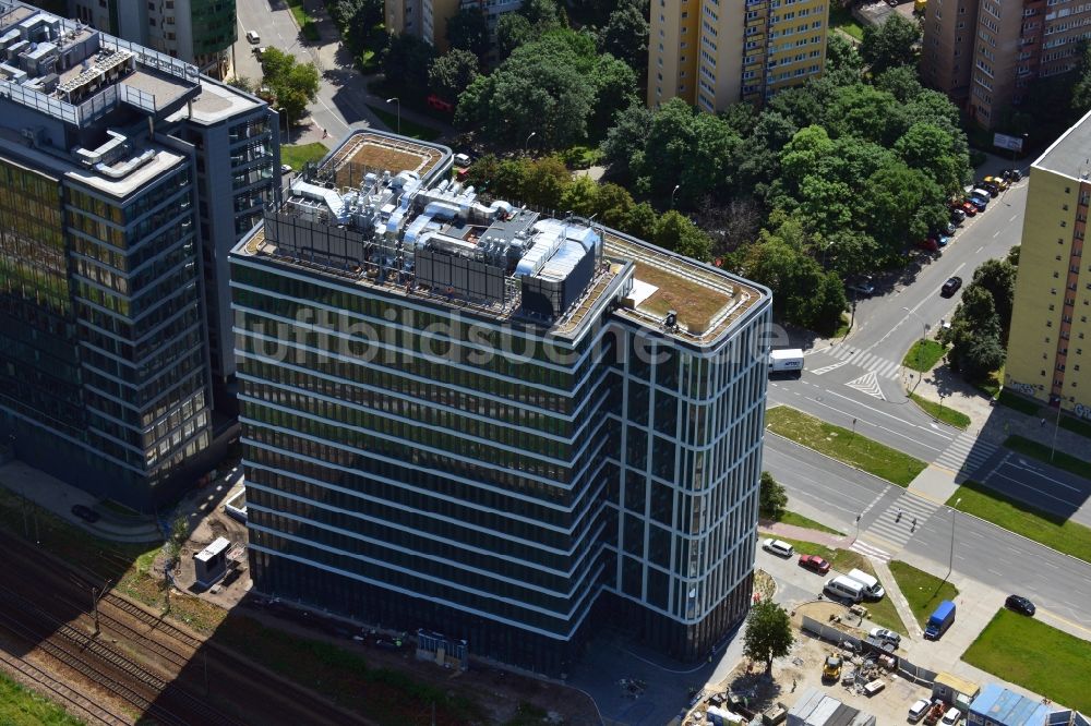 Warschau Ochota von oben - Büro- und Geschäfthaus- Gebäudekomplex Nimbus , Equator und Brama Zachodnia im Stadtteil Ochota in Warschau in Polen