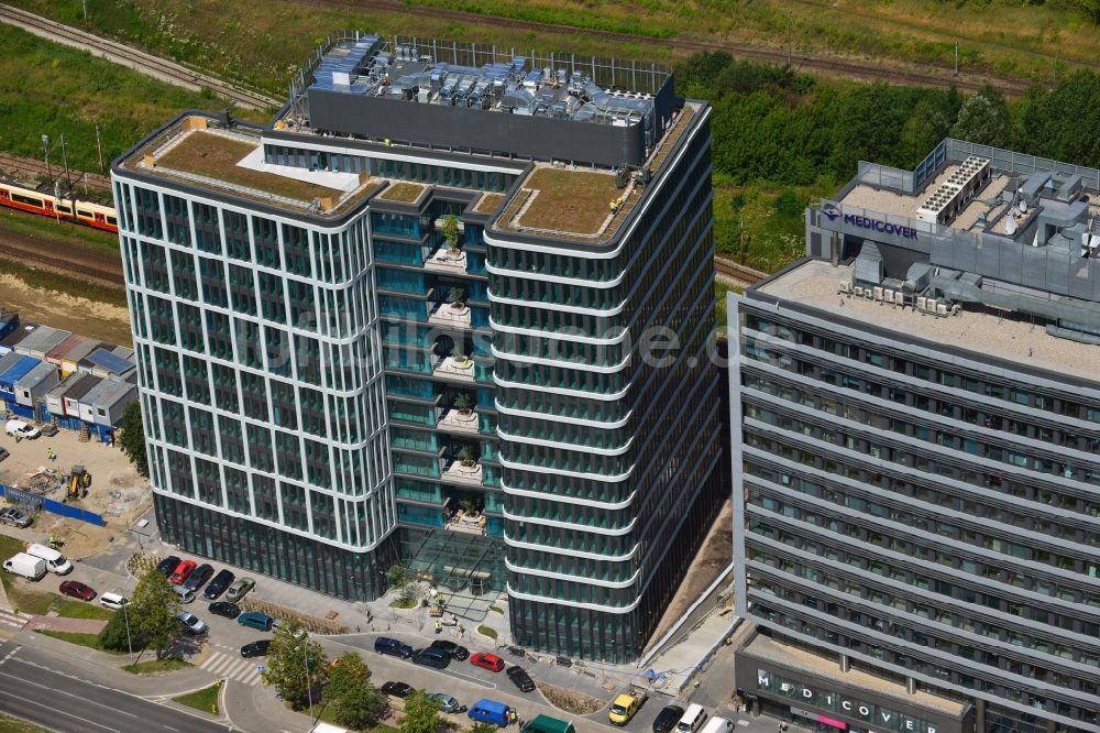 Warschau Ochota aus der Vogelperspektive: Büro- und Geschäfthaus- Gebäudekomplex Nimbus , Equator und Brama Zachodnia im Stadtteil Ochota in Warschau in Polen