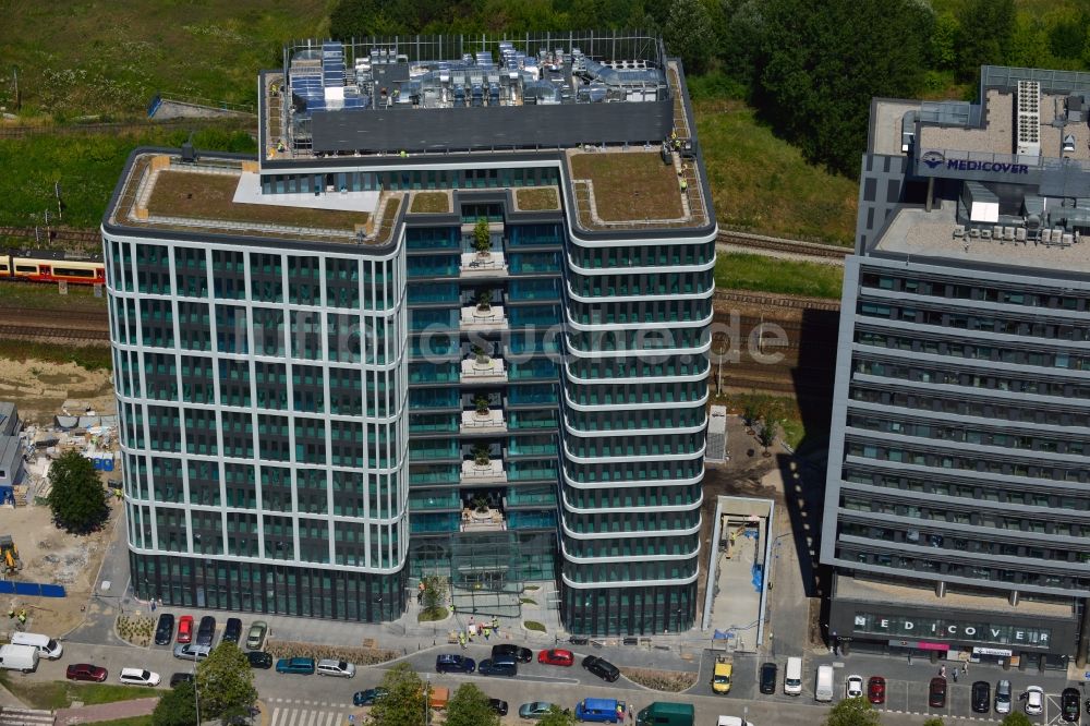 Warschau Ochota von oben - Büro- und Geschäfthaus- Gebäudekomplex Nimbus , Equator und Brama Zachodnia im Stadtteil Ochota in Warschau in Polen