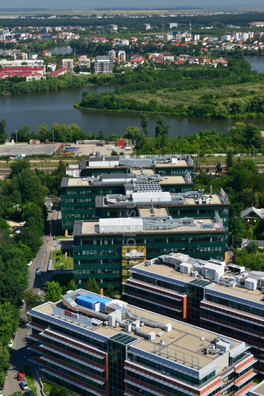 Luftaufnahme Bukarest - Büro- und Geschäfthaus- Gebäudekomplex S-Park in Bukarest in Rumänien