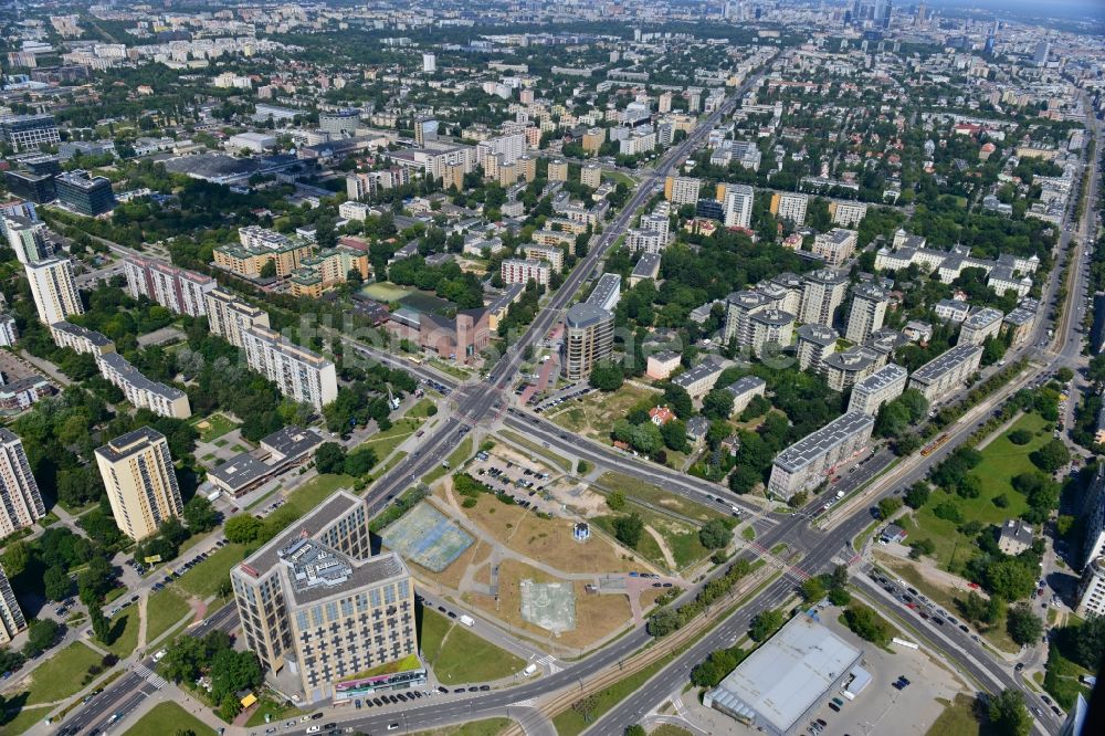 Luftbild Warschau Mokotow - Büro- und Geschäfthaus- Gebäudekomplex IO-1 im Stadtteil Mokotow in Warschau in Polen