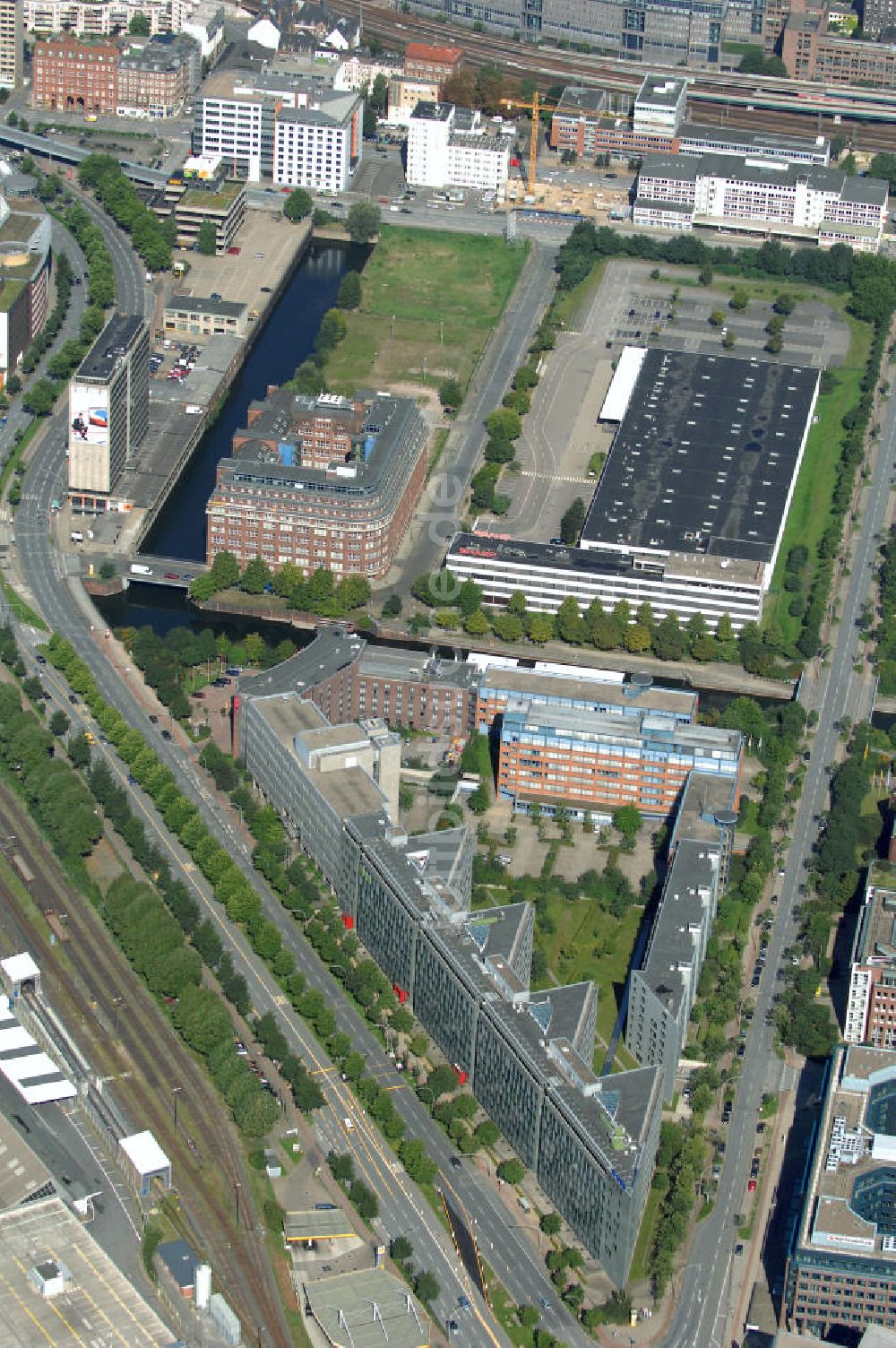 Luftbild Hamburg - Büro- und Geschäftsgebäude an der Amsinckstr. 57-61 Ecke Nagelsweg 34 in Hamburg Hammerbrook