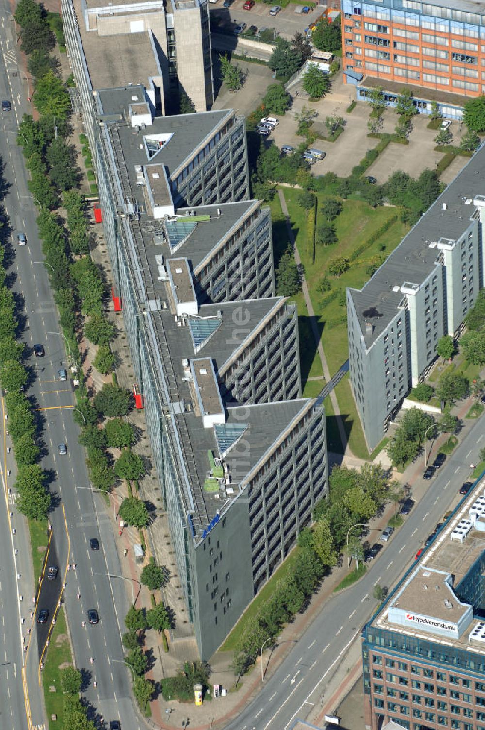 Hamburg von oben - Büro- und Geschäftsgebäude an der Amsinckstr. 57-61 Ecke Nagelsweg 34 in Hamburg Hammerbrook