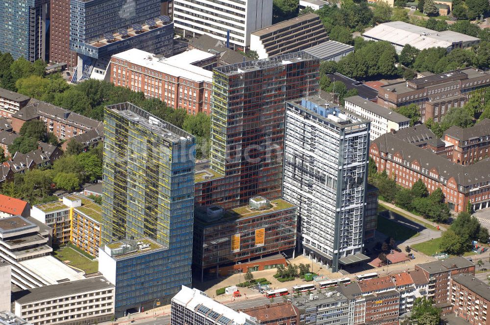 Hamburg aus der Vogelperspektive: Büro- und Geschäftsgebäude Beim Strohhause Hamburg