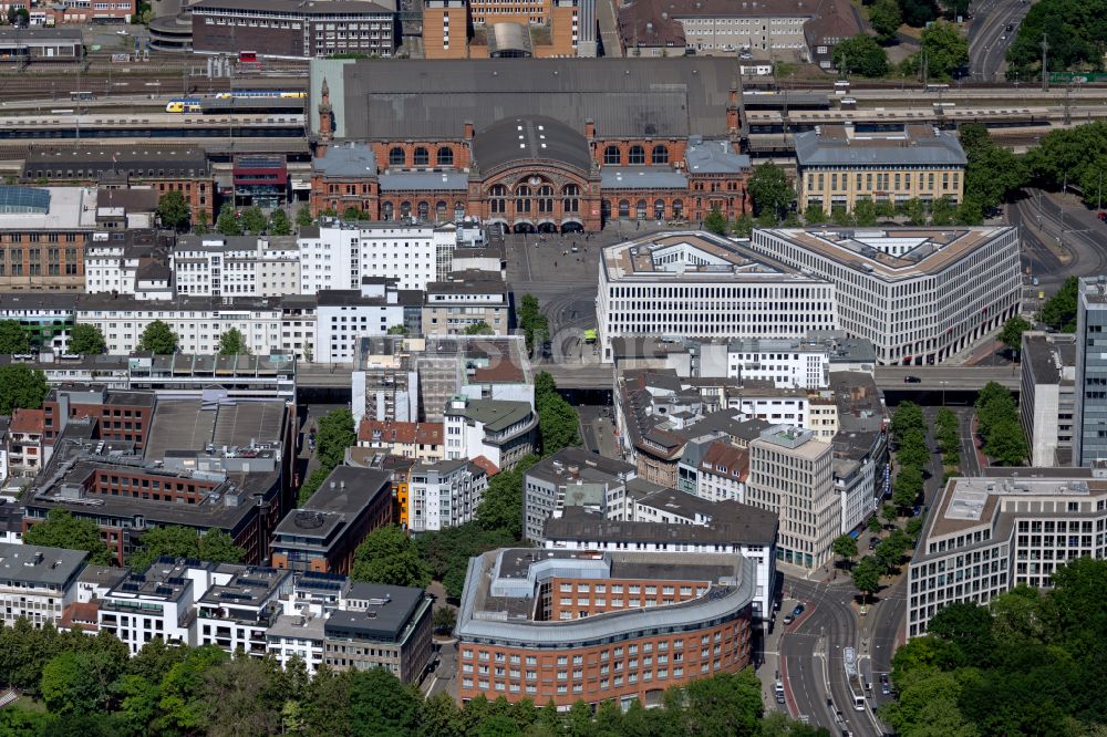 Bremen von oben - Büro- und Geschäftshaus Bahnhofstraße Ecke Herdentorsteinweg in Bremen, Deutschland