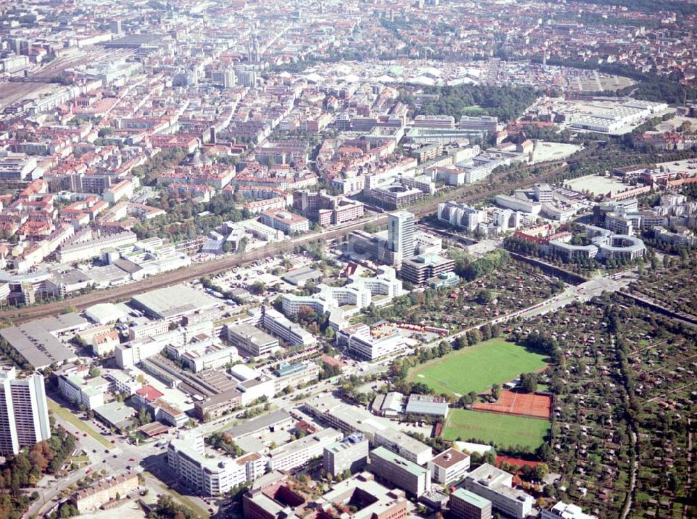 Luftbild München - Büro und Geschäftshaus der DIFA in München 30.09.2002 80686 München Westendstraße 193/195