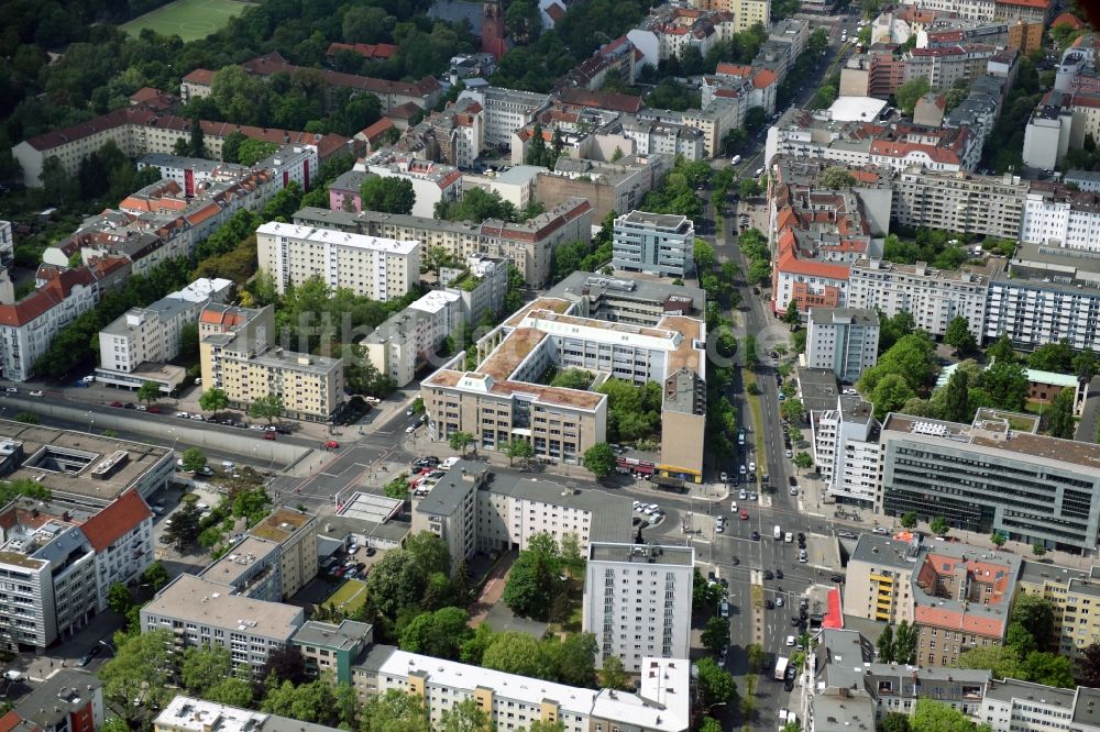 Berlin aus der Vogelperspektive: Büro- und Geschäftshaus- Ensemble Badensche Straße - Berliner Straße in Berlin