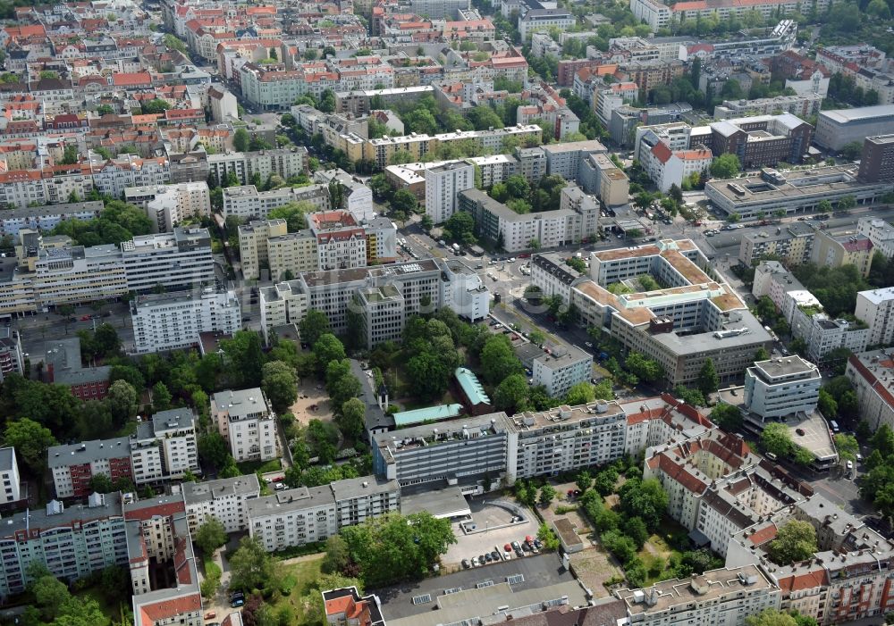 Luftaufnahme Berlin - Büro- und Geschäftshaus- Ensemble Badensche Straße - Berliner Straße in Berlin