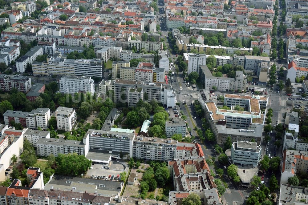 Berlin von oben - Büro- und Geschäftshaus- Ensemble Badensche Straße - Berliner Straße in Berlin