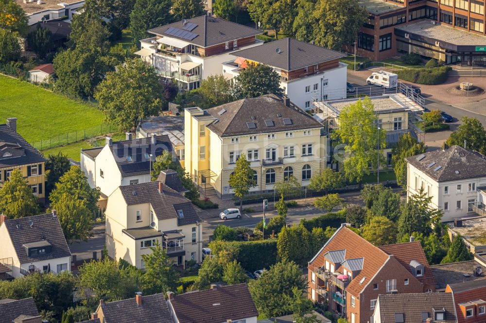 Luftaufnahme Beckum - Büro- und Geschäftshaus- Ensemble in Beckum im Bundesland Nordrhein-Westfalen, Deutschland