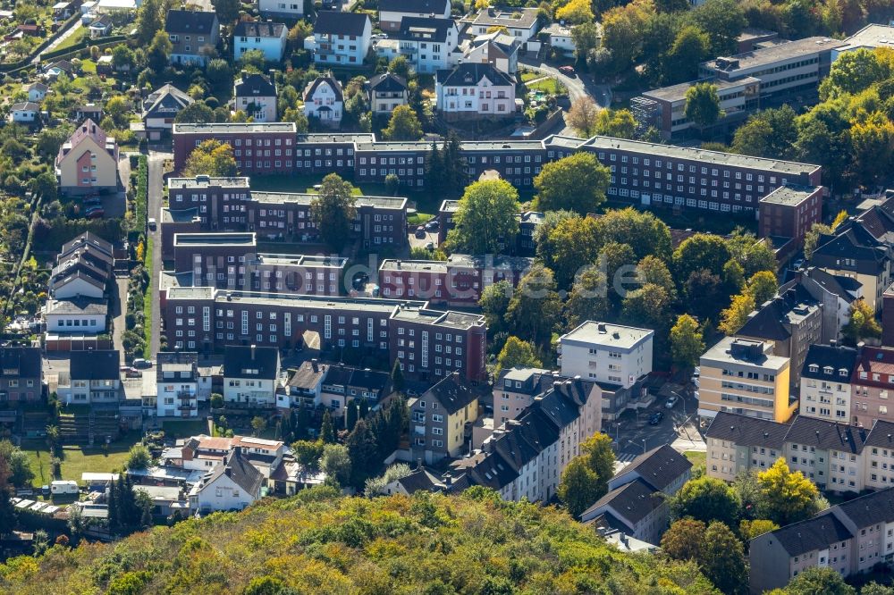 Hagen von oben - Büro- und Geschäftshaus- Ensemble entlang der Cunosiedlung in Hagen im Bundesland Nordrhein-Westfalen, Deutschland