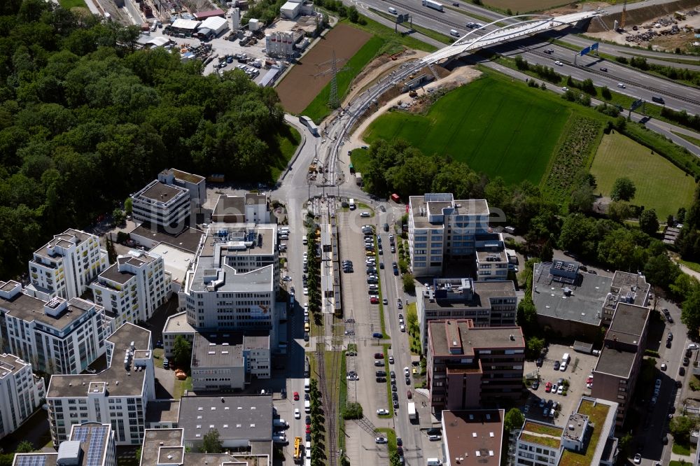 Luftbild Stuttgart - Büro- und Geschäftshaus- Ensemble entlang der Schelmenwasenstraße in Stuttgart im Bundesland Baden-Württemberg, Deutschland