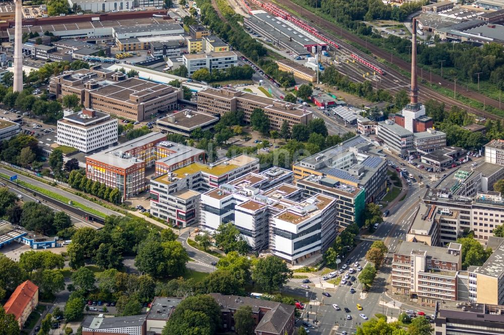 Essen von oben - Büro- und Geschäftshaus- Ensemble Europa- Center in Essen im Bundesland Nordrhein-Westfalen - NRW, Deutschland