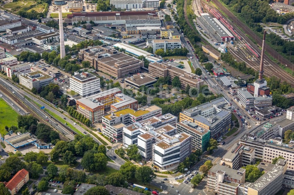 Essen von oben - Büro- und Geschäftshaus- Ensemble Europa- Center in Essen im Bundesland Nordrhein-Westfalen - NRW, Deutschland