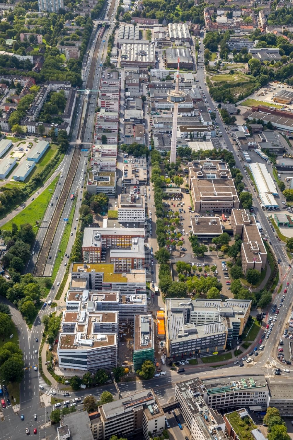 Luftbild Essen - Büro- und Geschäftshaus- Ensemble Europa- Center in Essen im Bundesland Nordrhein-Westfalen - NRW, Deutschland