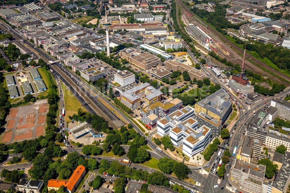 Essen von oben - Büro- und Geschäftshaus- Ensemble EUROPA-CENTER an der Kruppstraße in Essen im Bundesland Nordrhein-Westfalen, Deutschland